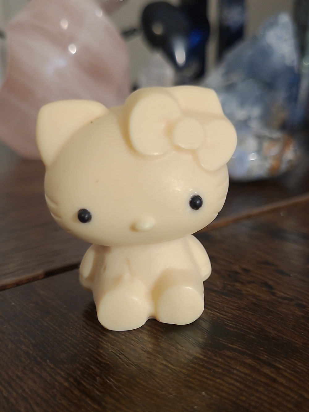 Kukui Nut Hello Kitty Figurine with Bow